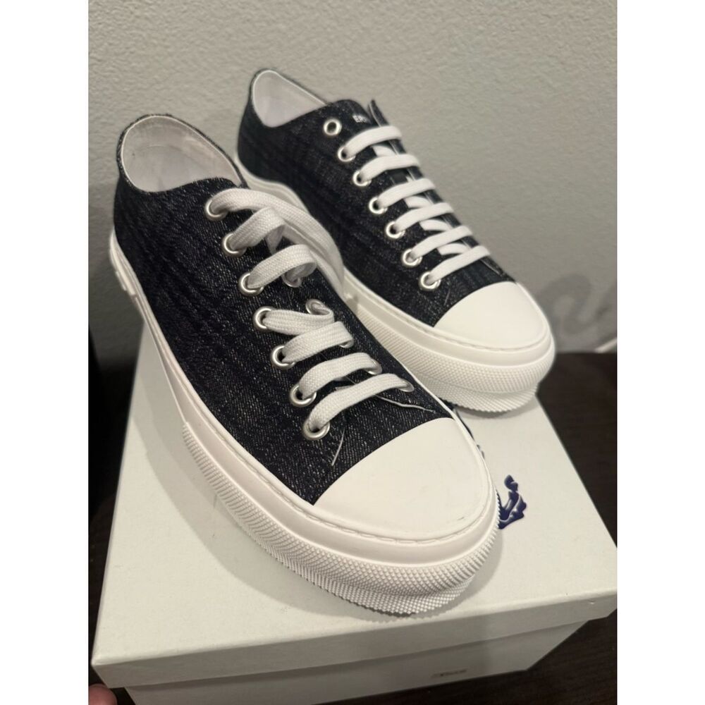 Brand new Burberry denim Canvas Low-Top Sneakers with White Soles size 43 us 10